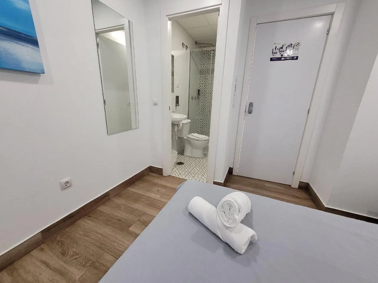 Ayz Elcano - Auto Check-In Property Malaga 0*,  Spain